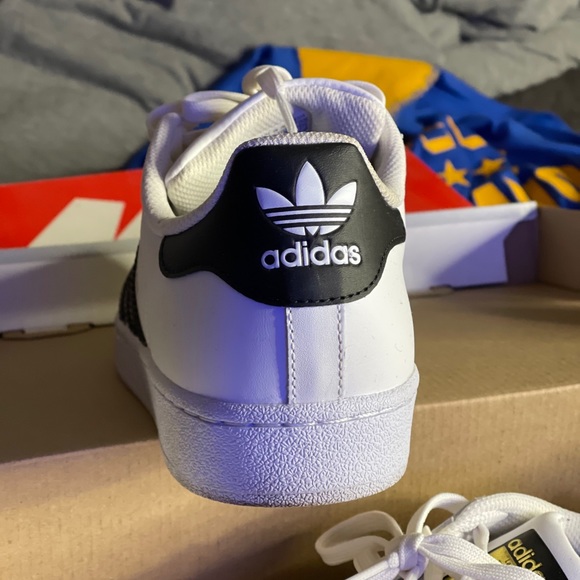 Adidas superstars - Picture 5 of 5